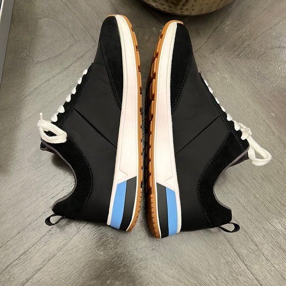 Vionic Breilyn Sneaker - Picture 8 of 14